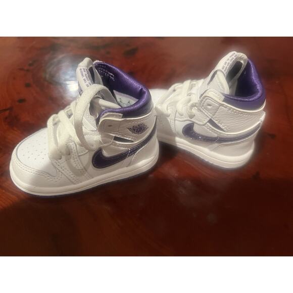 Nike Air Jordan 1 Retro High OG TD Court Purple - Picture 1 of 10